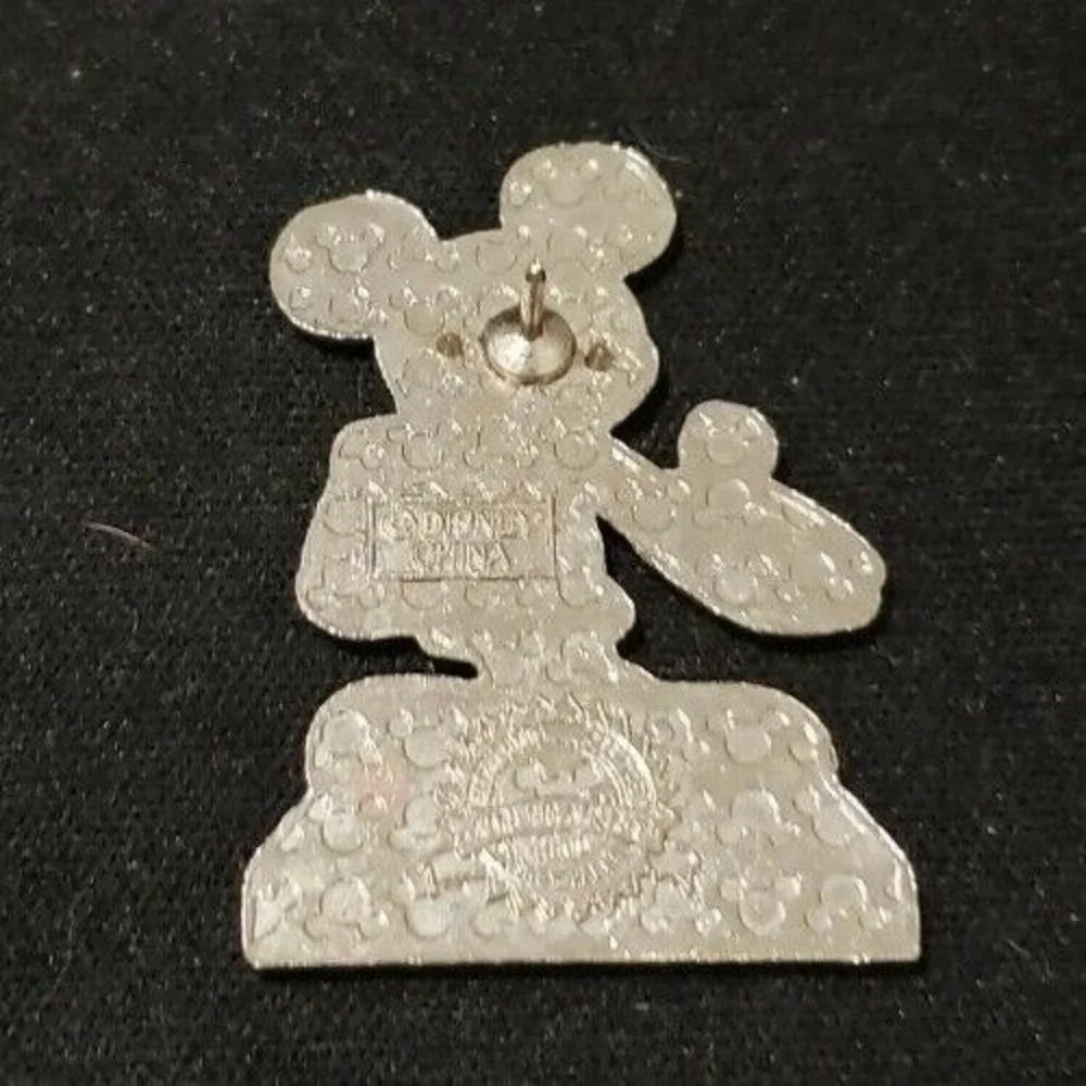 Disney‎ Pin MICKEY InspEARations Statue Cast Mystery Fruits of the Mouse 68603